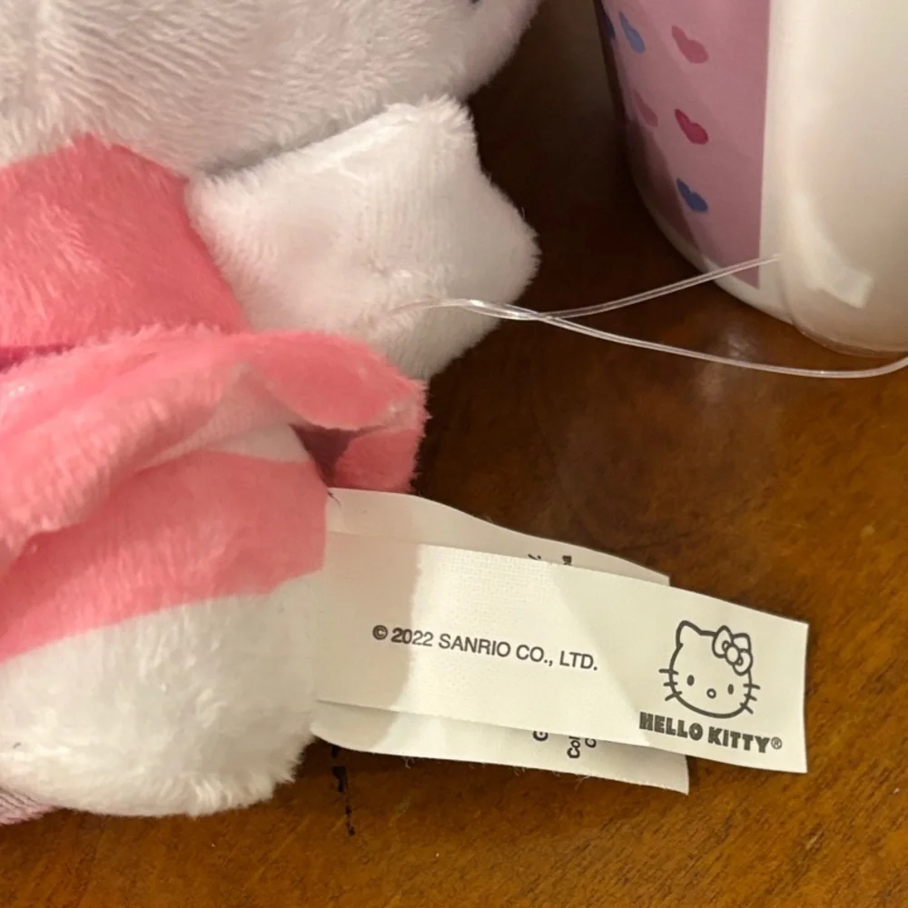 Hello Kitty adorable hello